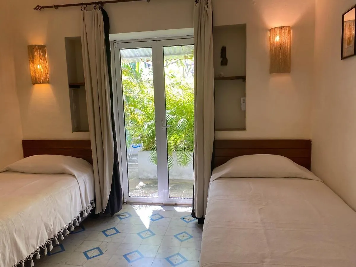 Hotel La Piazzetta Mérida 3*,